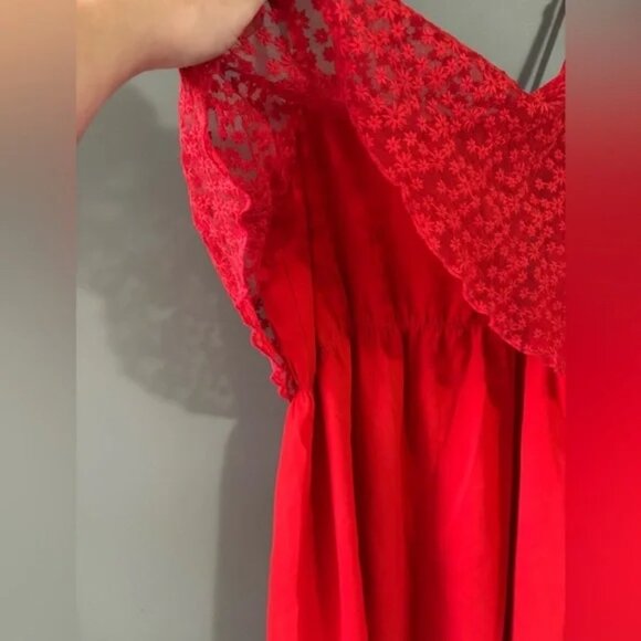 Divided size 8, cherry red mini dress, flowy light weight, adjustable straps - Picture 2 of 6